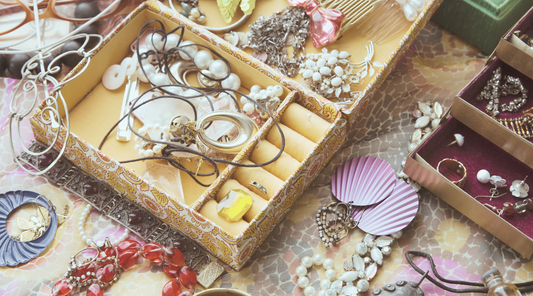 The Ultimate Guide to Decluttering & Organizing Your Jewelry Stash