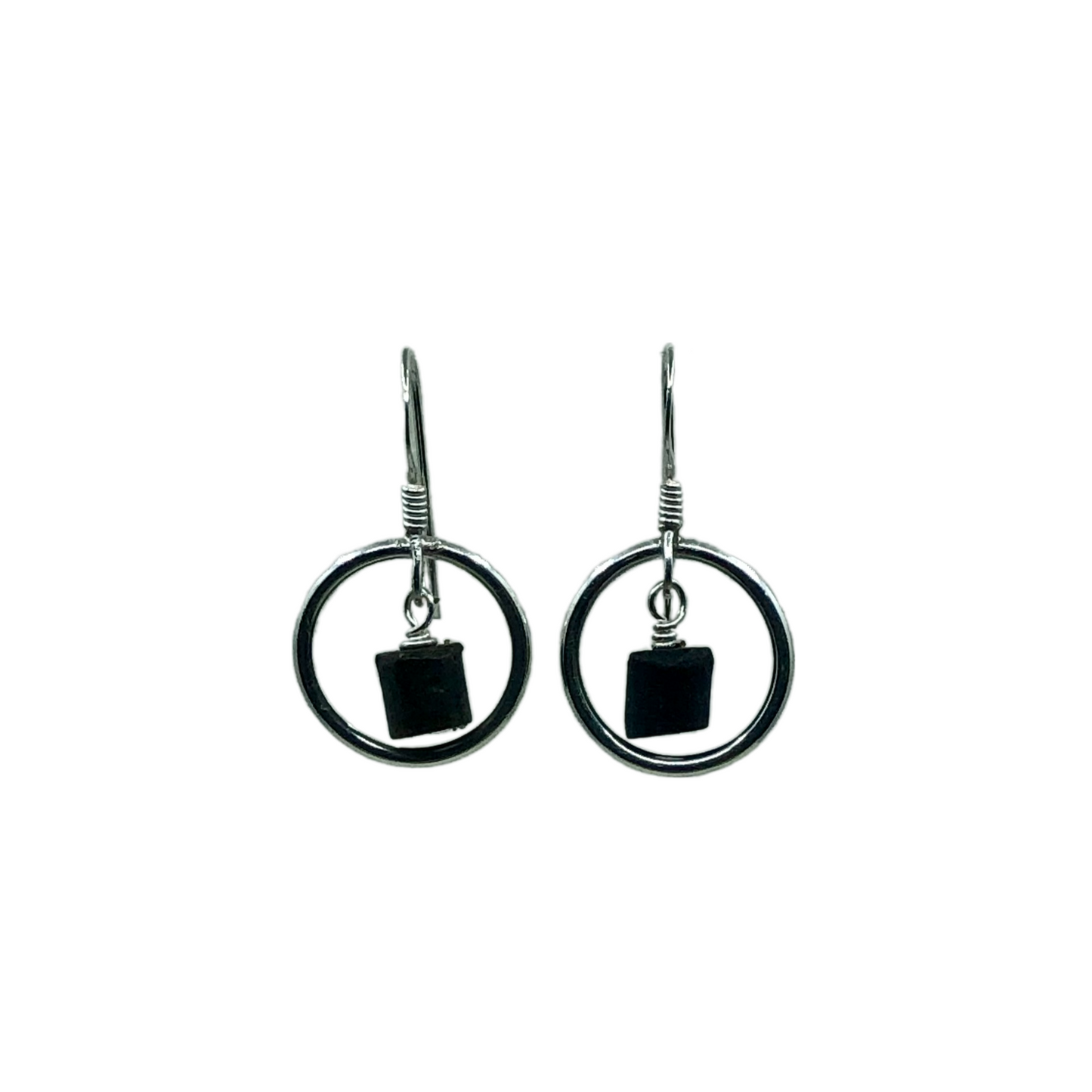 Simple Circle with 'Timbit' Beach Stone* Drop